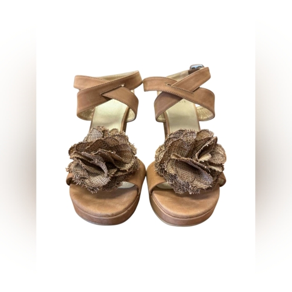 Stuart Weitzman Belfor Wedge Straw Flower Toe Taffy Colour Size 7.5 EUC - Picture 4 of 8